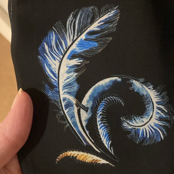 ⭐️Aritzia Babaton Kahlo Robe❤️EUC - Picture 10 of 10